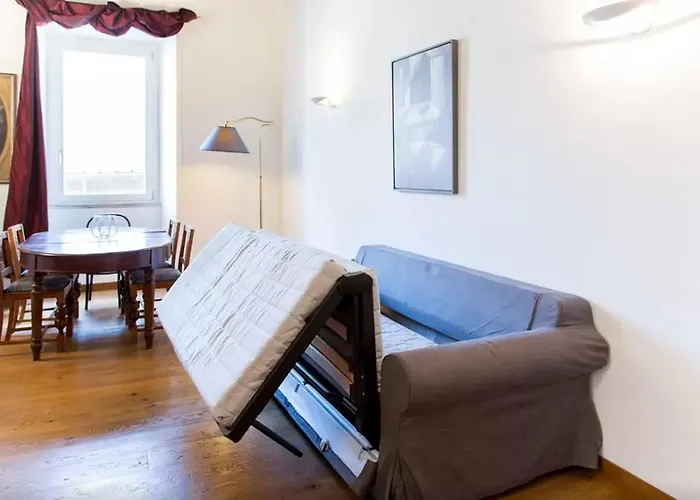 Elegant Near The Vatican And Piazza Navona
