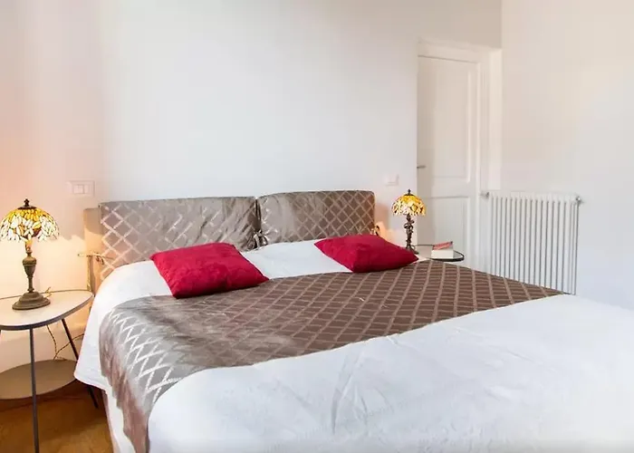 Elegant Near The Vatican And Piazza Navona *